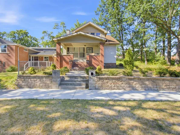 6494 London St, Detroit, MI 48221