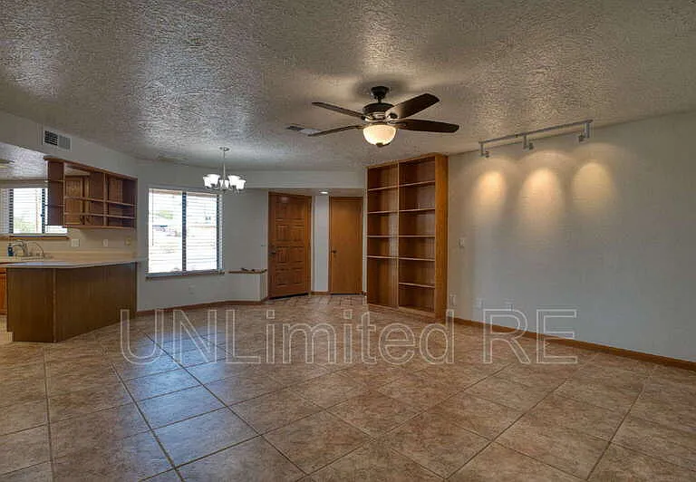 2512 Cisco Dr S — Photo 27