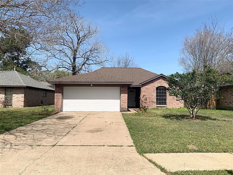 1st image of 21414 Park Run Dr