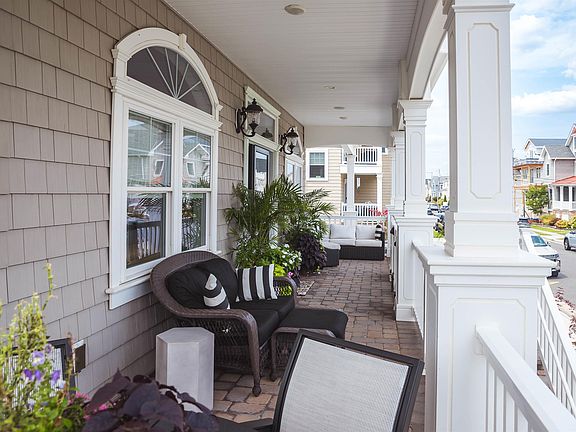 5th image of 3201 Ventnor Ave
