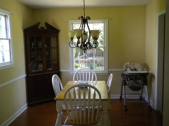 2nd image of 218 Heather Dr