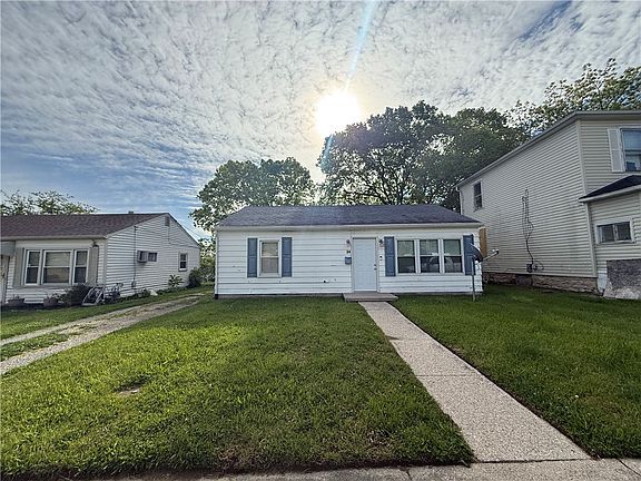 2nd image of 34 N Halloway St