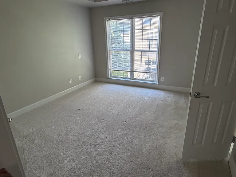 14669 Crossfield Way — Photo 2