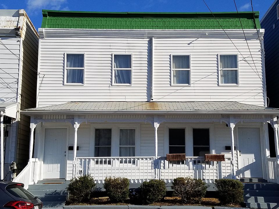 1st image of 2910 E Leigh St