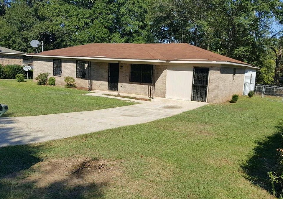 1st image of 111 Johanna Dr