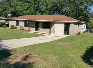111 Johanna Dr, Ozark, AL 36360