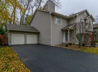 4211 Whitetail Ct #4211, Joliet, IL 60431