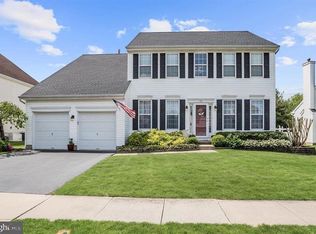 22 Groom St, Burlington, NJ 08016