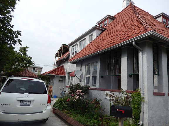 3rd image of 3825 Neptune Ave