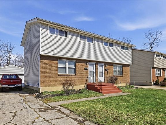 3rd image of 54 Creekside Dr