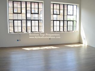 23 Sunnyside St #1, Boston, MA 02130
