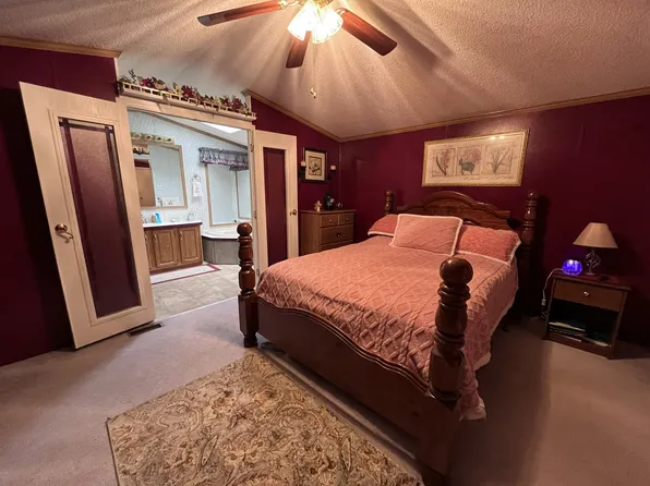 40126 Winslow Ct #95, Sterling Heights, MI 48310