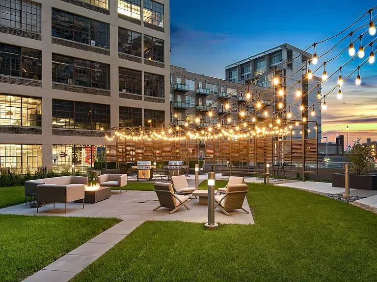 JeffJack Apartments — Photo 33
