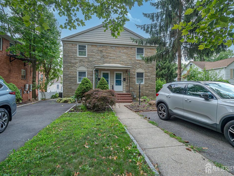 1st image of 39 Amboy Ave