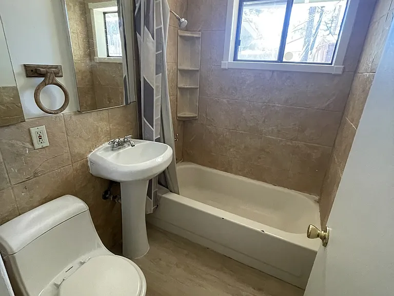 119 S Paseo Del Flag — Photo 11