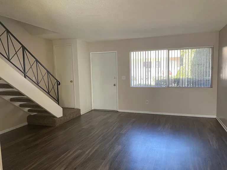 1331 N San Gabriel Ave #12 — Photo 2