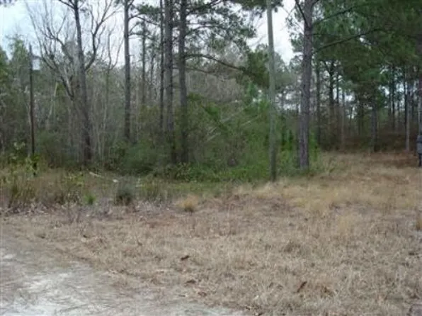 2841 Flamingo Dr SW, Shallotte, NC 28470