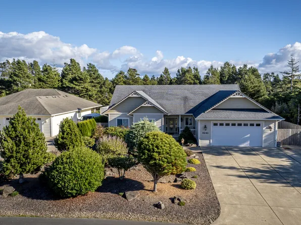 5241 Dunewood Dr, Florence, OR 97439