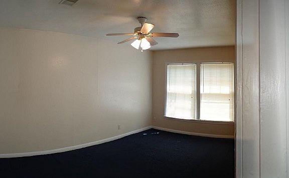 5th image of 1704 Fairview Dr
