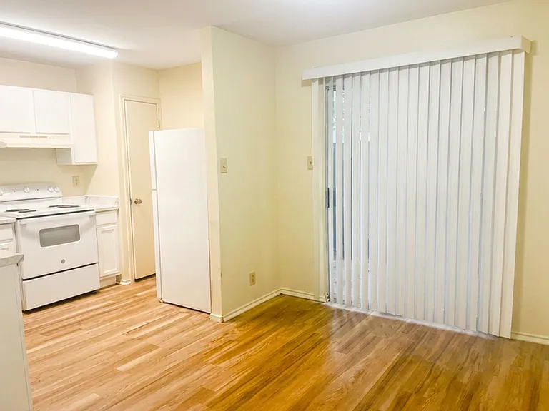 8873 Meadow Trce #8871 — Photo 6