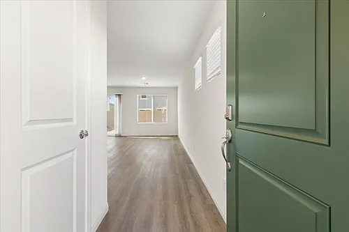 1307 Travis St Photo 1