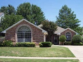 1st image of 2804 Ironwood Dr
