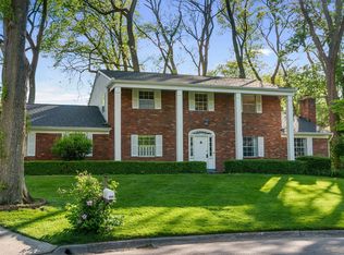 899 Litchfield Ct, Columbus, OH 43235