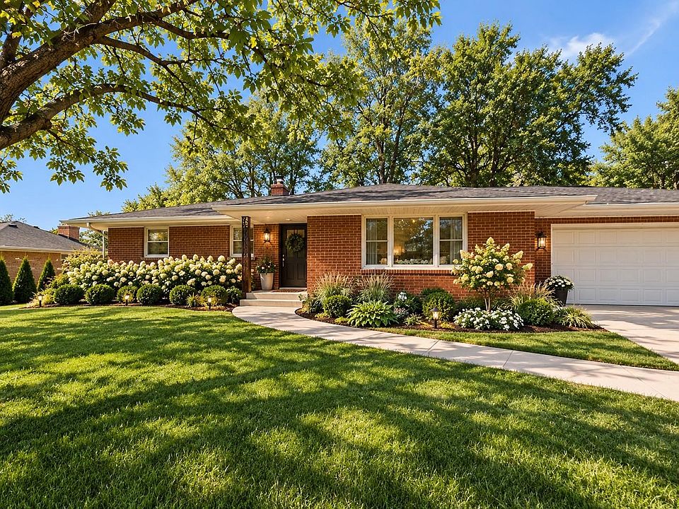 1st image of 4576 Pepper Dr