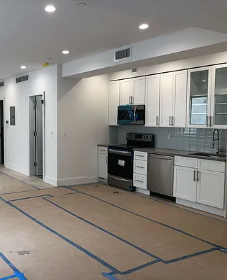 Rented by DK Real Estate Group | media 19