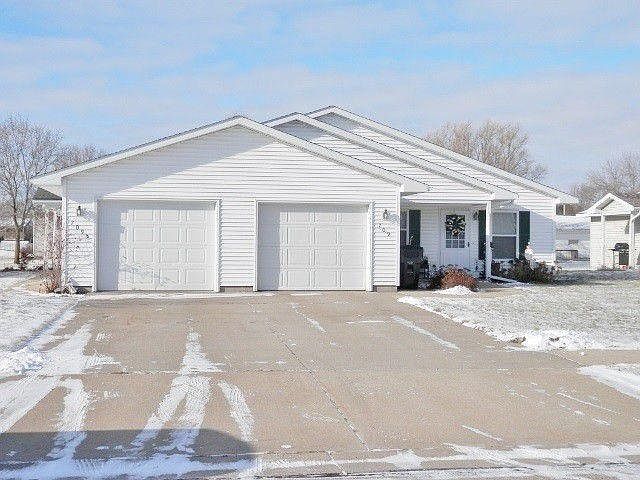 1st image of 709 Mary Kay Ave