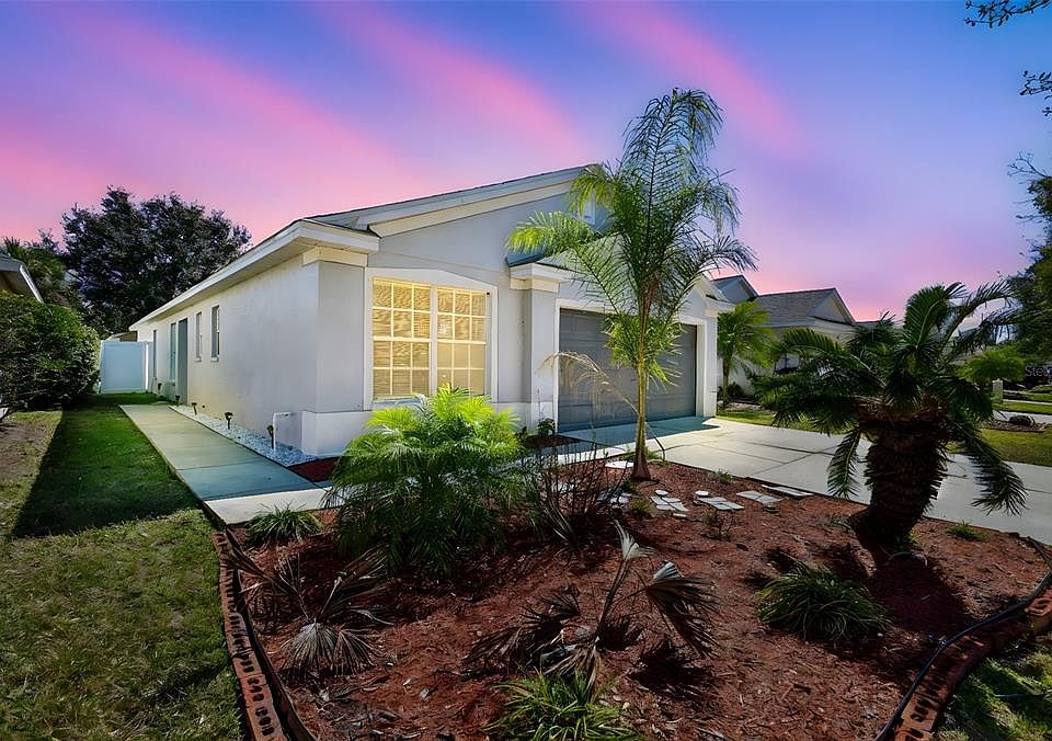 1st image of 11416 CRESTLAKE VILLAGE DR