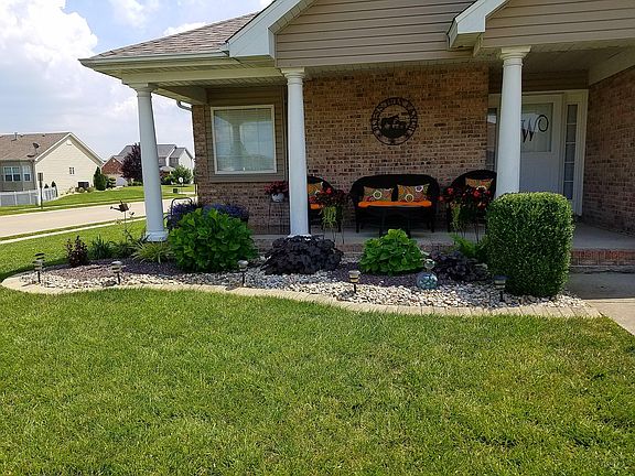 2nd image of 216 Ashford Dr