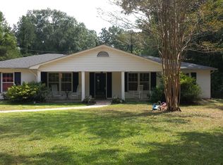 104 Colonial Rd, Oxford, MS 38655