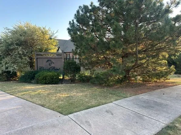 Cheval Pointe Dr, Edmond, OK 73034