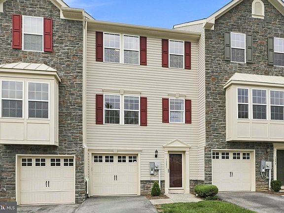 2nd image of 1281 Stonehaven Way
