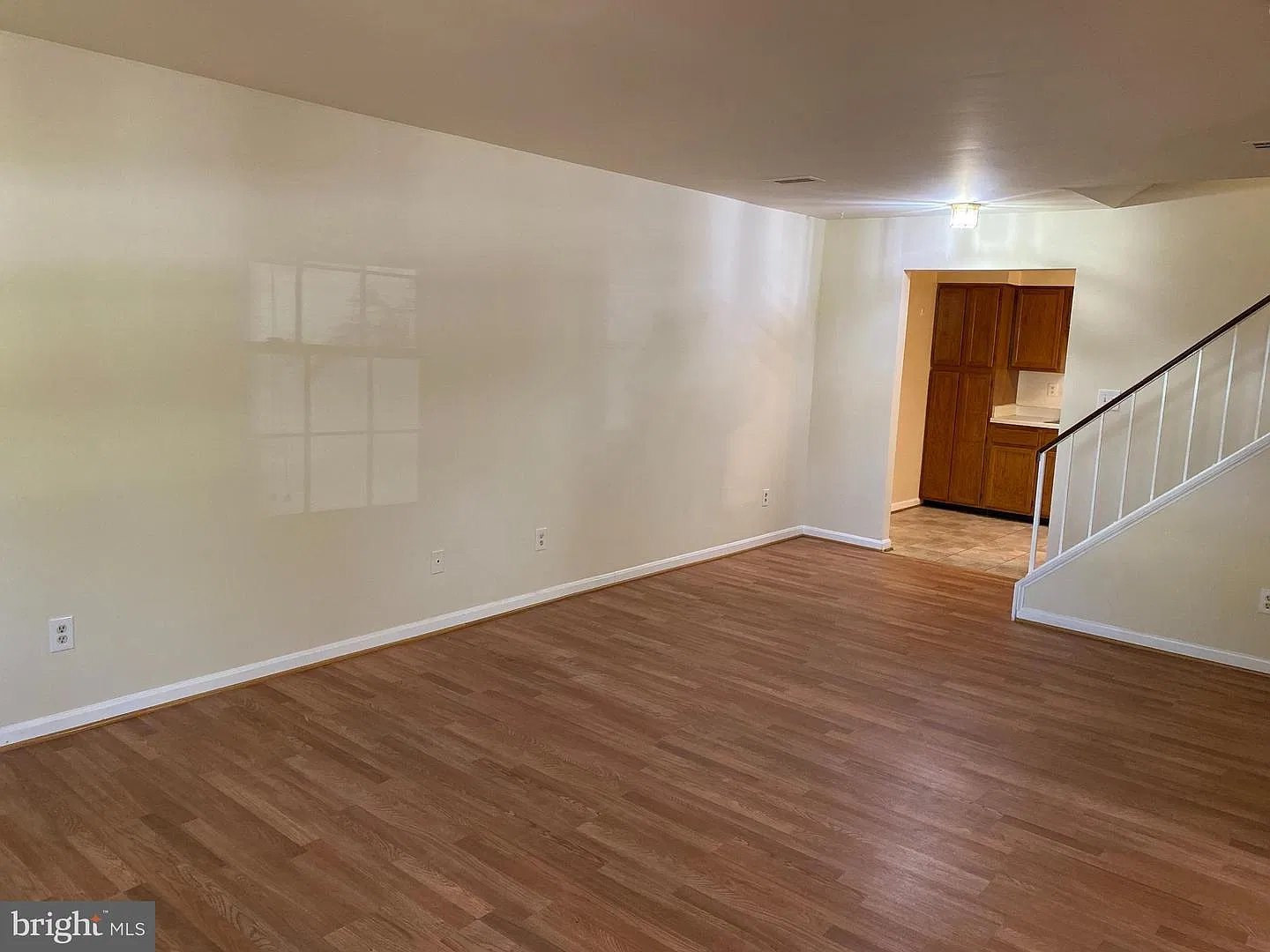 3 bed, 2.5 bath, 1448 sqft, $2,300 — Photo 2