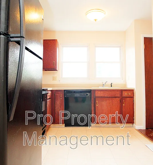 97 Park Ave #10 — Photo 3