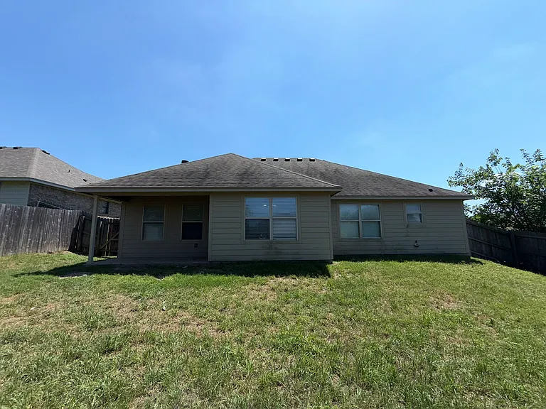 1022 Canyon Rdg — Photo 11