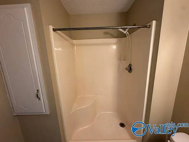 127 Colby Dr — Photo 22
