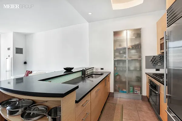 Sold by MEIER | media 2