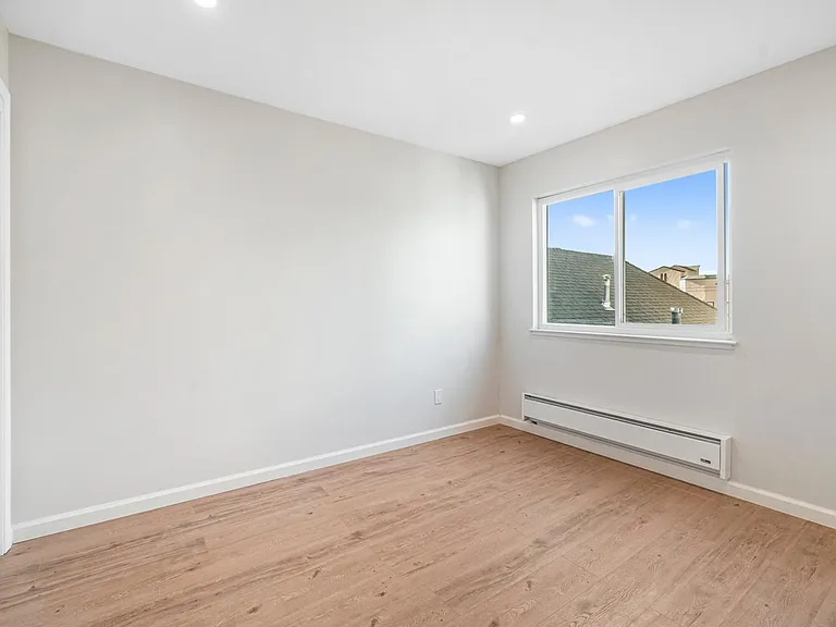 155 Pearl St #308 — Photo 16
