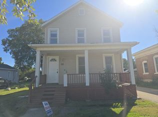 58 W Scott St, Fond Du Lac, WI 54935