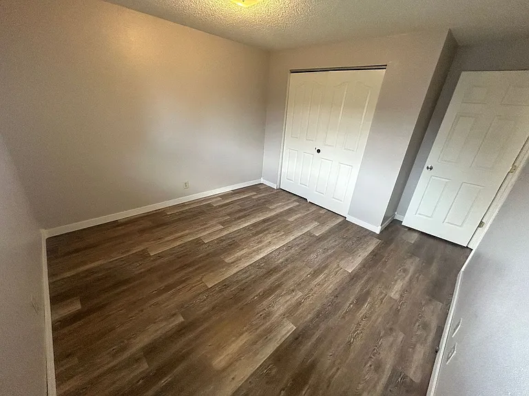 4185 Bristol Ct #B — Photo 4