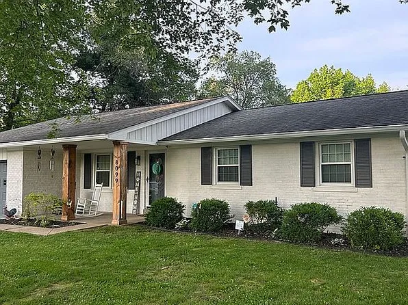 8099 Angel Dr, Newburgh, IN 47630