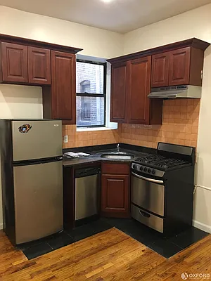 Rented by Oxford Property Group | media 17