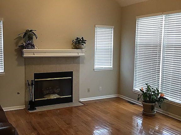 Main level living room 