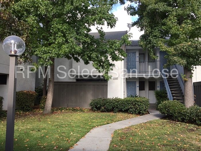 1st image of 1055 N Capitol Ave APT 30