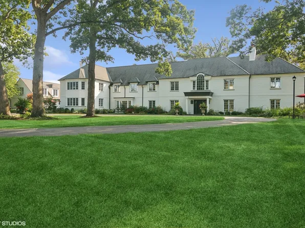 90 Hawley Woods Rd, Barrington Hills, IL 60010