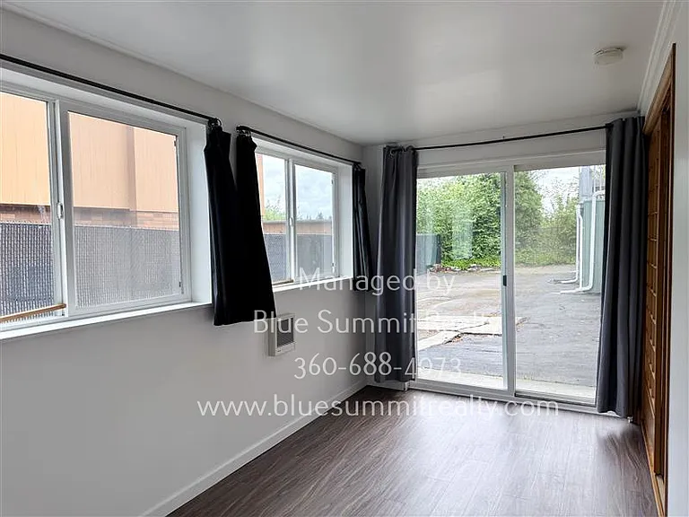 822 N 6th Ave SW — Photo 12