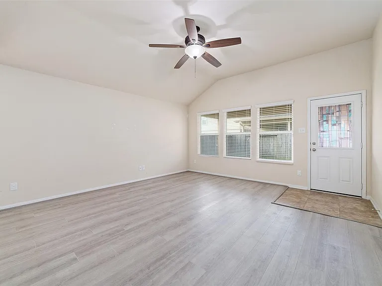 3307 Upland Spring Trce — Photo 19